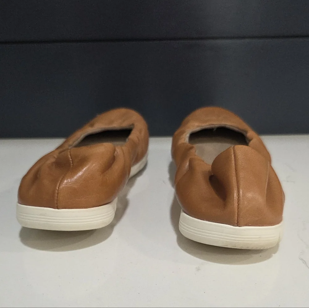 Sas Radiant Ballet Flat Women's Tan Leather Flexible Sole Made In USA Size 9.5